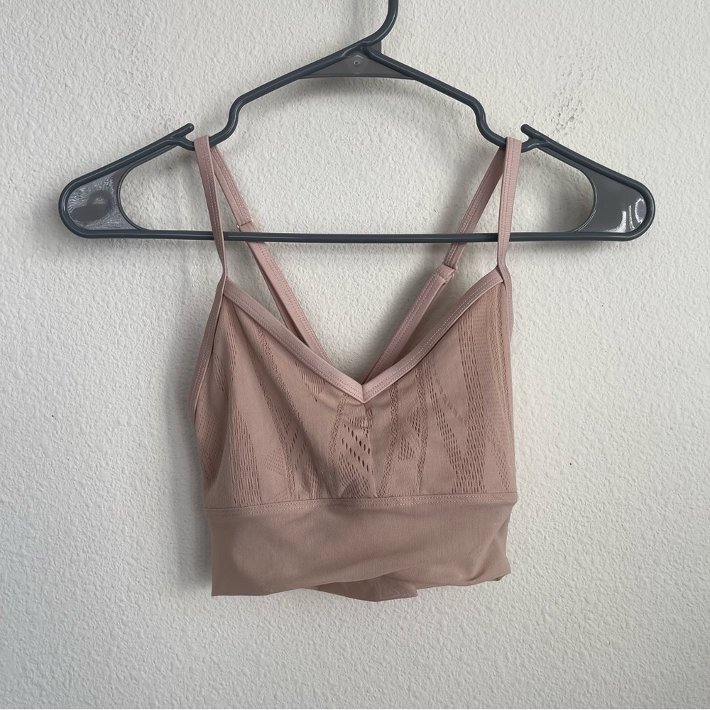 ALO Yoga Crossed Sports Bra